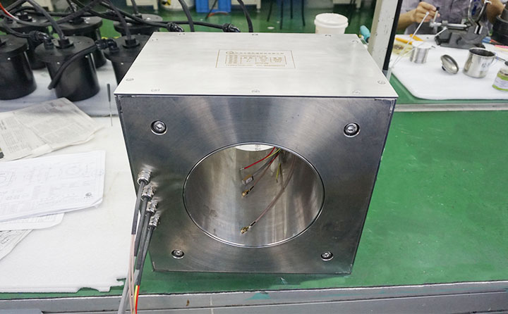 過孔導電滑環(huán)